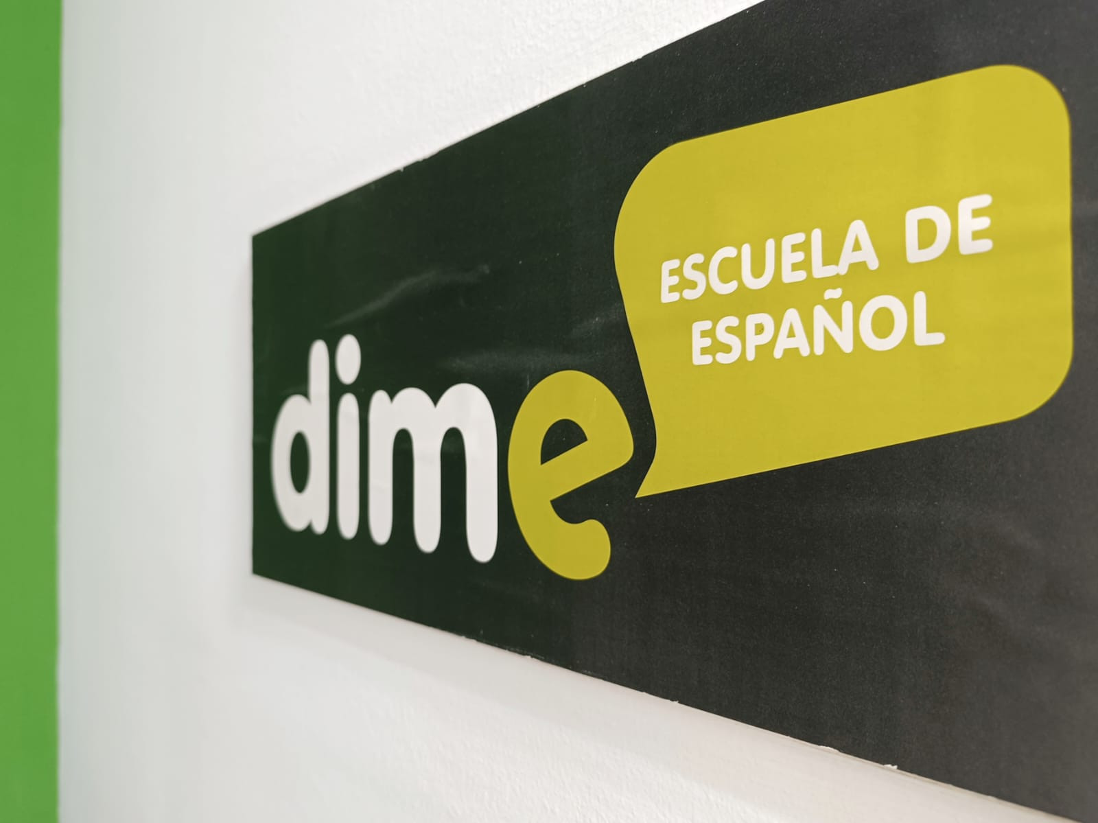 Escuela de español Dime en Barcelona. Curso para principiantes