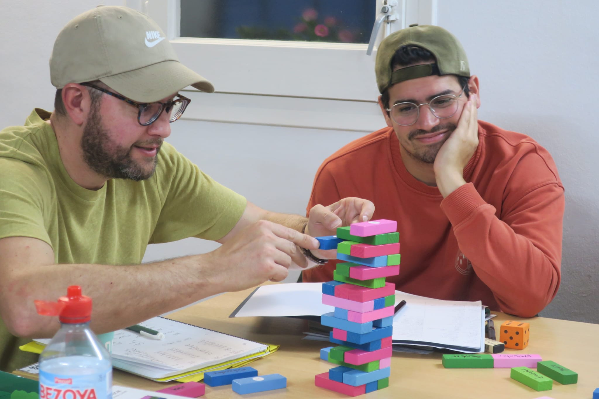 Jugar en clase de español. Jenga