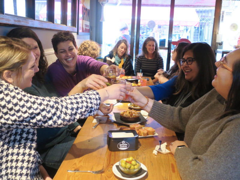 Un vermut en español en el barrio de Gracia Barcelona